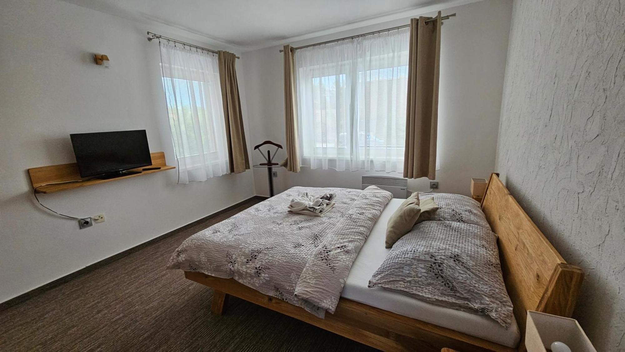 Apartmany Janka + Camp เบเชนยอวา ภายนอก รูปภาพ