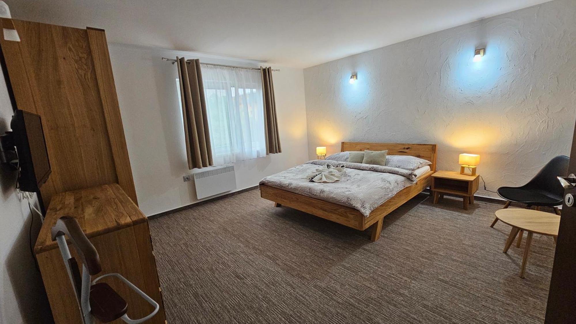 Apartmany Janka + Camp เบเชนยอวา ภายนอก รูปภาพ
