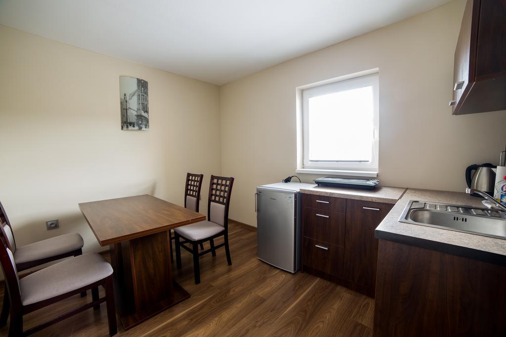 Apartmany Janka + Camp เบเชนยอวา ภายนอก รูปภาพ